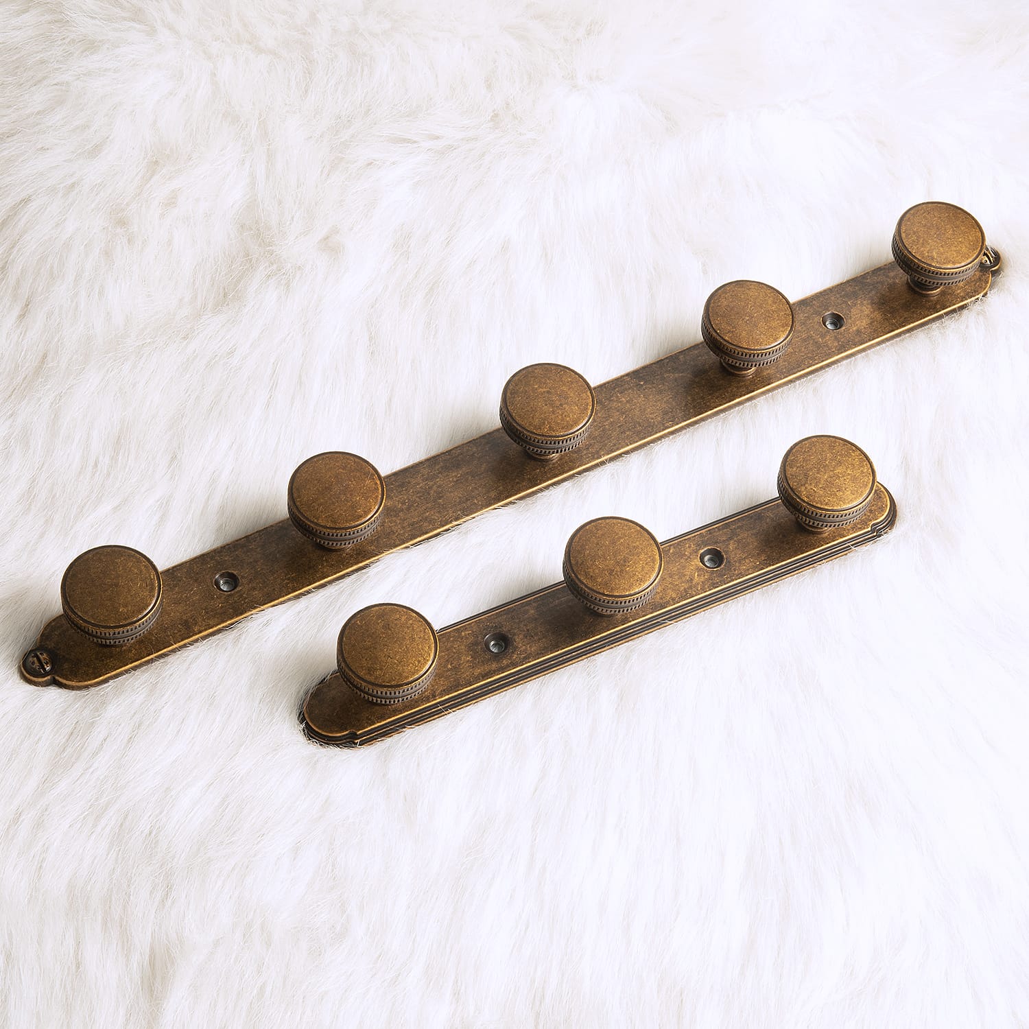 Goo-Ki Vintage Zinc Alloy Coat Hook Rail with Knurled Round Knobs, Wall-Mounted Hanger Rack for Entryway, Bathroom & Closet