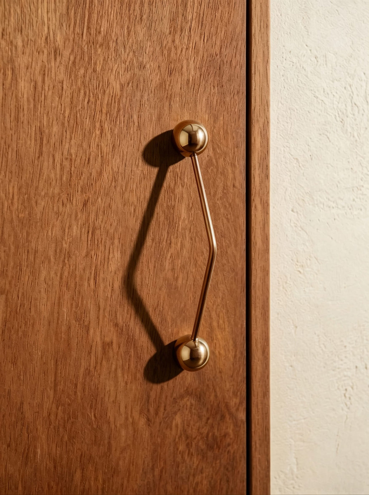 TONA Creative Brass Furniture Handle Novelty Cabinet Bar Pulls European Minimalist Handle