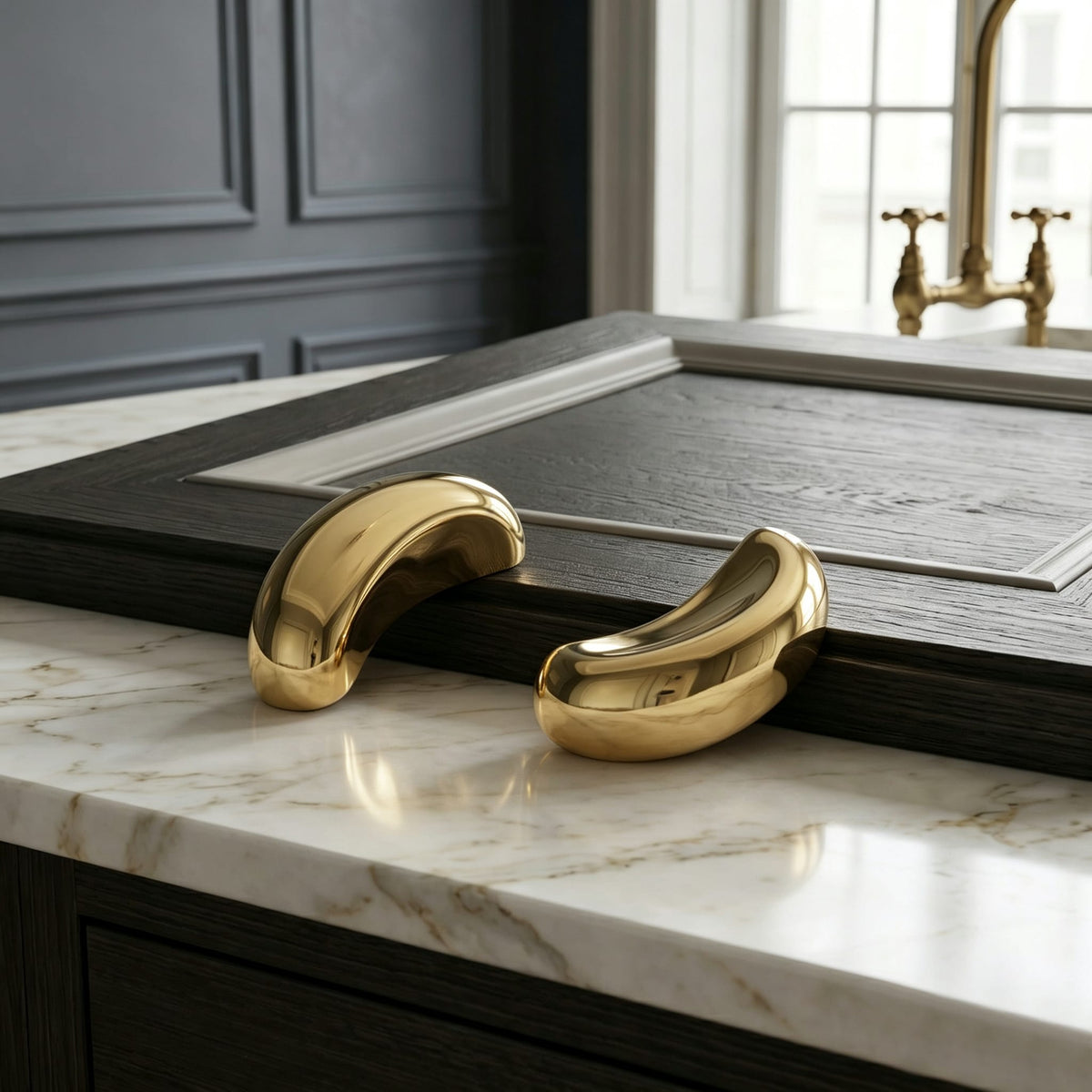 TONA Modern Solid Brass Furniture Handle Nordic Minimalist Style Drawer Handle Glossy Silver Kitchen Handle