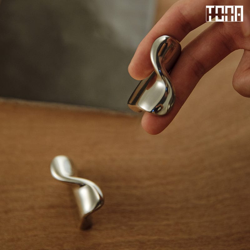 TONA Titanium Silver / 1.25'' Hole Center / 2 Pack Titanium Silver Copper Cabinet Pull with Organic Twisted Shape
