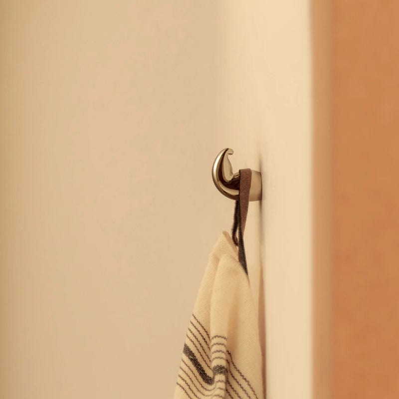 TONA Titanium Silver / Knob / 2 Pack Muscle - Shaped Titanium Silver Copper Cabinet Knob Unique Artistic Home Hardware