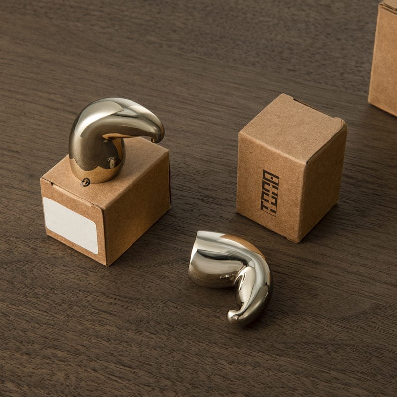 TONA Titanium Silver / Knob / 2 Pack Muscle - Shaped Titanium Silver Copper Cabinet Knob Unique Artistic Home Hardware