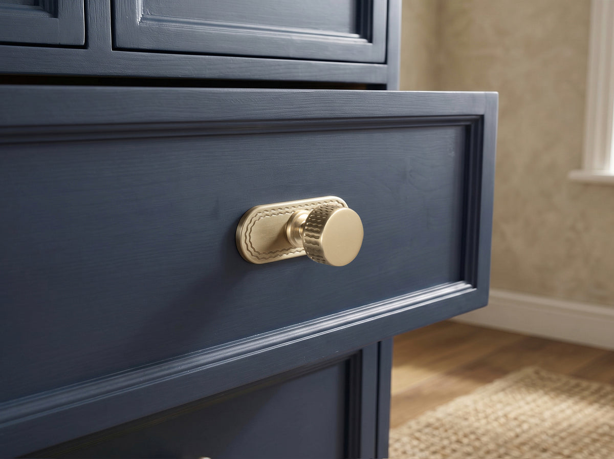 6 Pack Retro Wave Pattern Zinc Alloy Cabinet Handles with Mounting Back Plate Durable Drawer Pulls