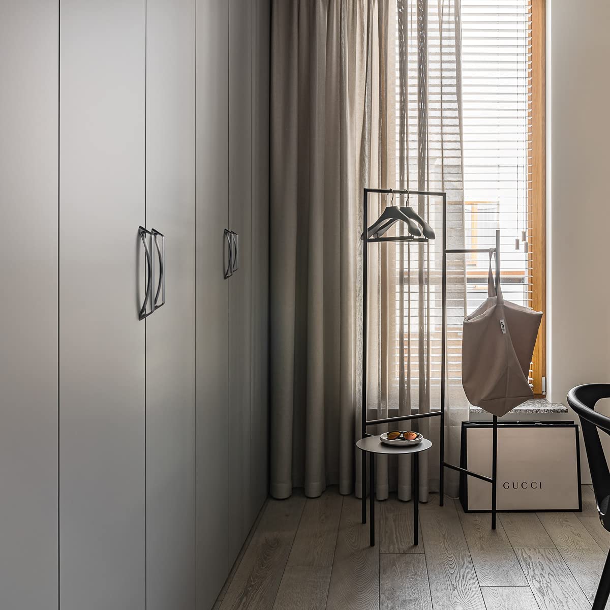 Goo-Ki No-fingerprint Wardrobe Pulls Modern Unique Hollow Knobs Cabinet Pulls 6 Pack